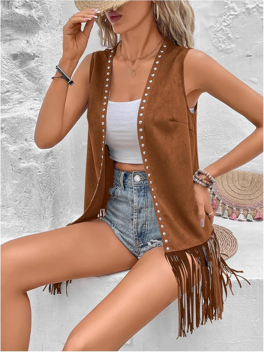 Verdusa Women's Fringe Vest Cardigan 70s Hippie Rivets Tassel Sleeveless Studded Jacket